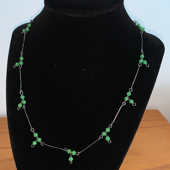 🦋Gorgeous unique Crystal necklace🦋NWOT - Picture 3 of 8